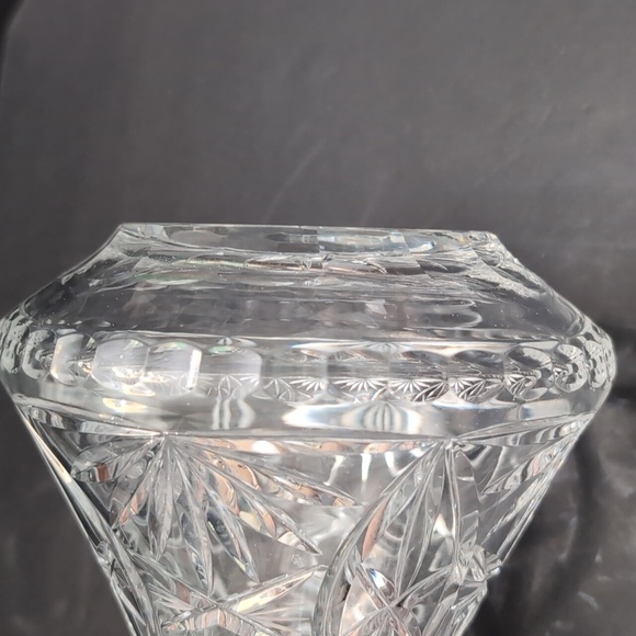 VGT, Heavy Cut Pinwheel Crystal Decanter/Stopper. - Picture 8 of 11